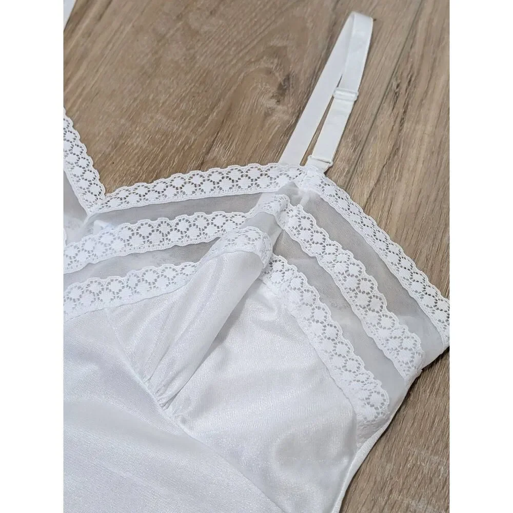 Vintage Rich Form White Nylon Full Slip Lace Trim Size 36 Bridal Coquette Boho